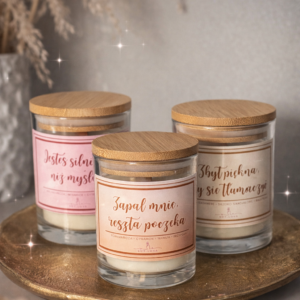 zestaw 4 sztuk świec girl power (kopia)